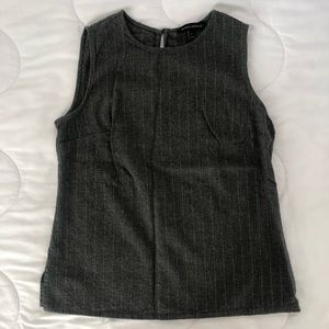 Banana Republic grey top